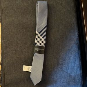 Express Reversible Tie